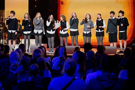 „Dainų dainelėje“ – ypatingos muzikinės staigmenos ir nelengva užduotis komisijai