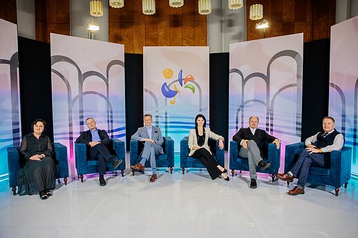 „Dainų dainelėje“ – ypatingos muzikinės staigmenos ir nelengva užduotis komisijai