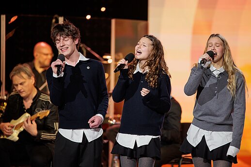 „Dainų dainelėje“ – ypatingos muzikinės staigmenos ir nelengva užduotis komisijai