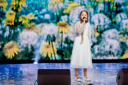 „Dainų dainelėje“ – ypatingos muzikinės staigmenos ir nelengva užduotis komisijai