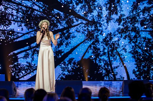 „Dainų dainelėje“ – ypatingos muzikinės staigmenos ir nelengva užduotis komisijai