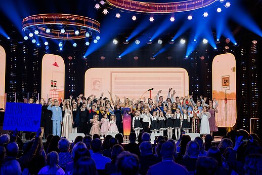 „Dainų dainelėje“ – ypatingos muzikinės staigmenos ir nelengva užduotis komisijai