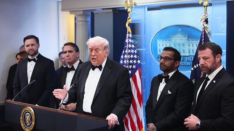 Lemiamas sutapimas: Baltųjų rūmų korespondentų vakarienėse Trumpas iki šiol nedalyvaudavo