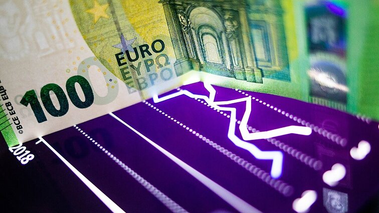 Ekonomistas apie prognozuojamą recesiją: laikas, kai rubikonas bus peržengtas, artėja