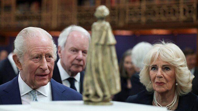 „Nerimauja, kad karalius bus pažemintas“: Karolis III pradeda vizitą JAV