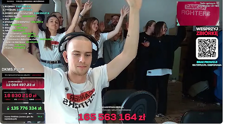 Stopklatka z translacji na żywo