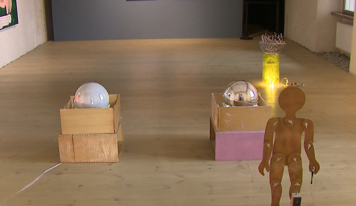 Sapiegų rūmuose atidaryta didžioji paroda „Namų ruoša pavojingais laikais”