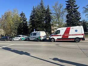 Marijampolės mokykloje peiliu sužalotos dvi moksleivės