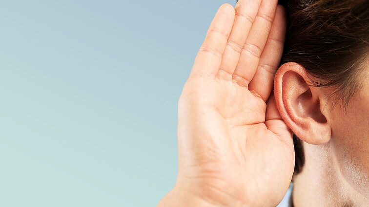 Nepastebimo triukšmo žalą aptarusi gydytoja: pakenkti gali net grojantys vaikų žaislai