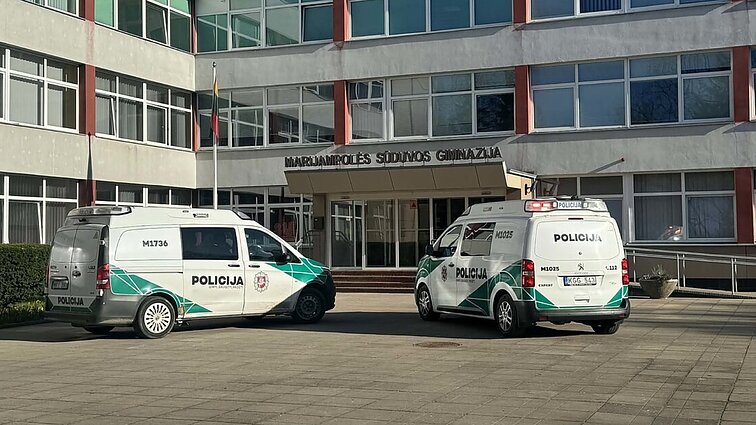 Prokuroras apie išpuolį gimnazijoje: panaudotas daugiafunkcinis įrankis su peilio geležte