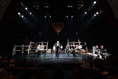 VMT. „Marti“. Teismas