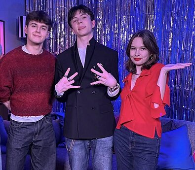 Augustas Tomas Vainas, Olan Szuszkiewicz i Aurora Degesytė