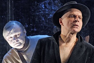 Vytautas Anužis, Darius Meškauskas. Nepažįstamasis – Augustas Strindbergas, „Kelias į Damaską“. Režisierius Oskaras Koršunovas, KDT, 2007 Vytautas Anužis, Darius Meškauskas. Nepažįstamasis – Augustas Strindbergas, „Kelias į Damaską“. Režisierius Oskaras Koršunovas, KDT, 2007