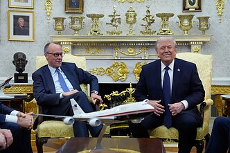 Friedrichas Merzas ir Donaldas Trumpas