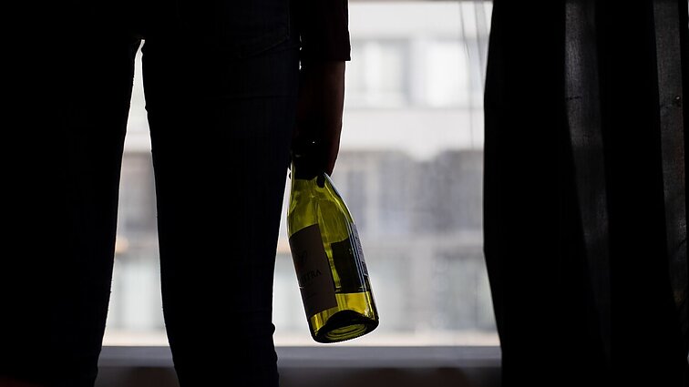 Sklaido mitus apie organizmo valymą išgėrus alkoholio: kepenims nepadės