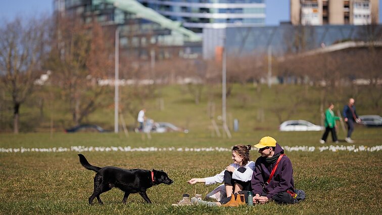 Laukia puikios dienos: žada šiltą savaitgalį, malonūs orai neišsisklaidys ir kitą savaitę