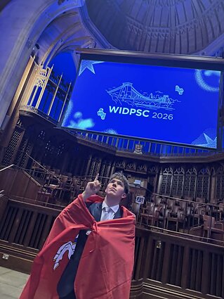 Anglijoje, vyko Pasaulinis vyresnių klasių moksleivių individualių debatų ir viešojo kalbėjimo čempionatas