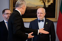 Kapčiamiesčio karinio poligono steigimo dokumentų pasirašymas