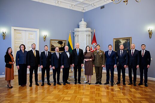 Kapčiamiesčio karinio poligono steigimo dokumentų pasirašymas