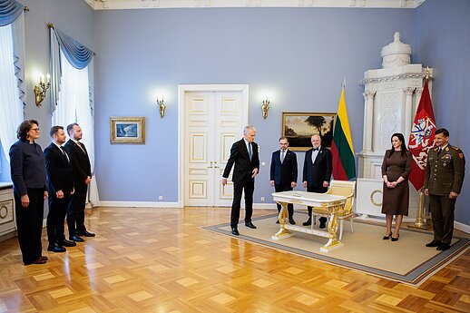 Kapčiamiesčio karinio poligono steigimo dokumentų pasirašymas