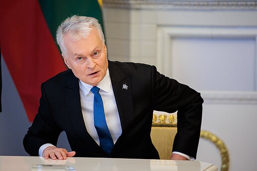 Kapčiamiesčio karinio poligono steigimo dokumentų pasirašymas