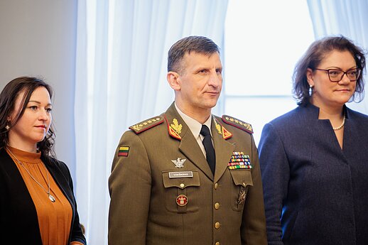 Kapčiamiesčio karinio poligono steigimo dokumentų pasirašymas