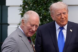 Susitiko karalius Karolis III ir Donaldas Trumpas