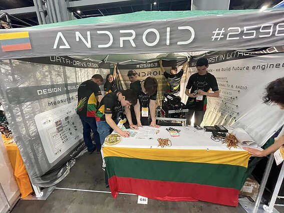 Iki šeštadienio Jungtinėse Amerikos Valstijose, Hiustone, vyksiančiame Pasaulio robotikos čempionate Lietuvai atstovaus net trys robotikos komandos. 