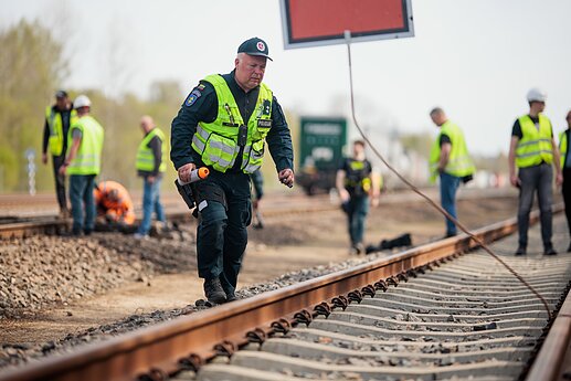 Kauno rajone nuo bėgių nuriedėjo lokomotyvas ir 4 krovininiai vagonai