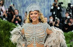 Бал Met Gala
