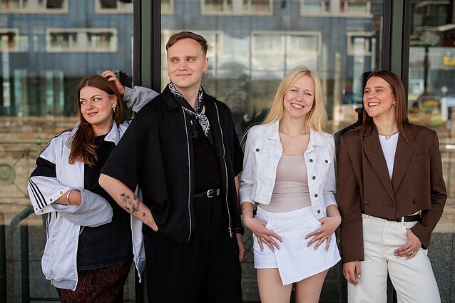 Lion Ceccah pritariantieji vokalistai Greta Paukštė, Justinas Stanevičius, Diana Anisko, Justa Rubežiūtė