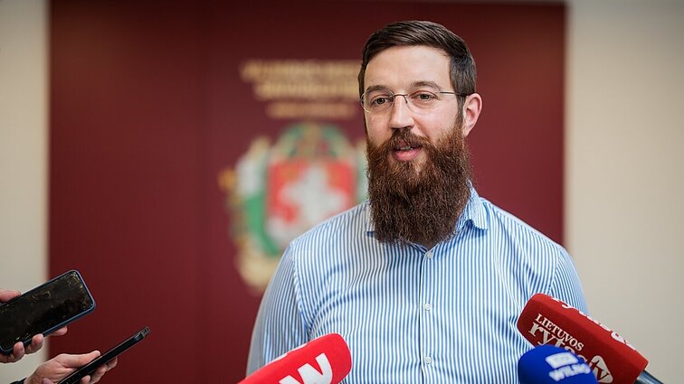 Vilniaus sav. administracijos vadovo Bužinsko namuose ir kabinete pareigūnai atliko kratas