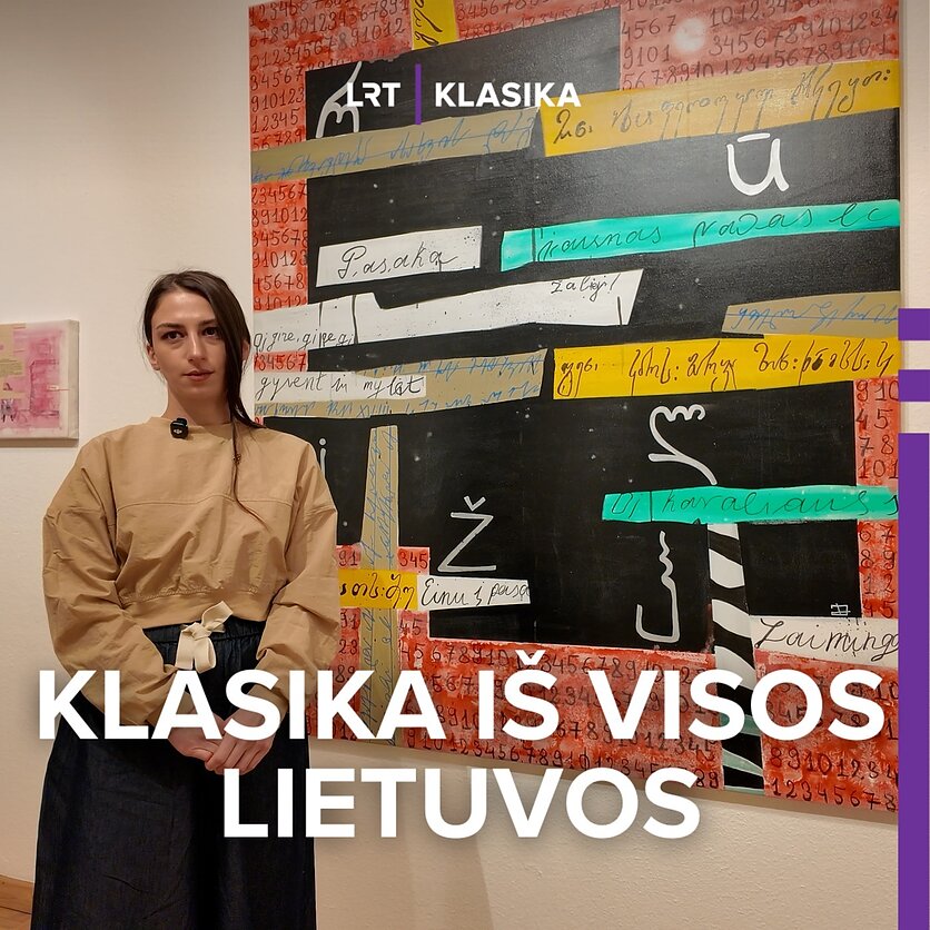Andriaus Baranovo nuotrauka., Menininkė iš Sakartvelo Mariam Shakarashvili savo parodoje „Seno židinio prisiminimai” Kauno paveikslų galerijoje.
