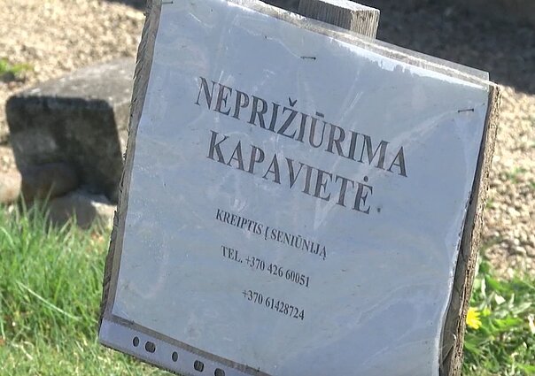 Kriukų kapinių paminklai