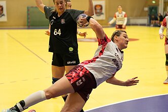 Rankinis: „Garliava“ – Vilniaus „Eglė“