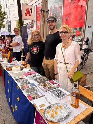 Europos dienos mugėje Vienoje - ir stendas, pristatantis Lietuvą