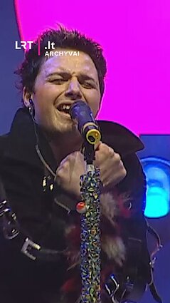 „Eurovizijos“ belaukdami prisiminkime 2004 m. atrankos „Amberlife“ pasirodymą