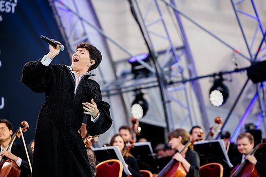 Oficialiai atidaryta 70-oji „Eurovizija“