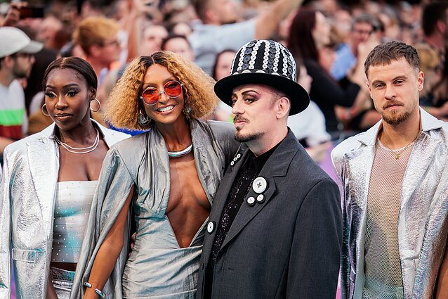 Senhit ir Boy George'as „Eurovizijos“ atidaryme
