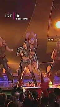 2004 metai ir vienas įsimintiniausių „Eurovizijos“ pasirodymų – Ruslanos „Wild Dances“