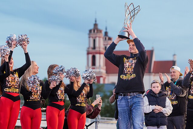 Vilniaus „Ryto“ sutiktuvės prie Baltojo tilto