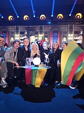 Lion Ceccah ir jo eurovizinė komanda „žaliajame kambaryje“ Lion Ceccah ir jo eurovizinė komanda „žaliajame kambaryje“