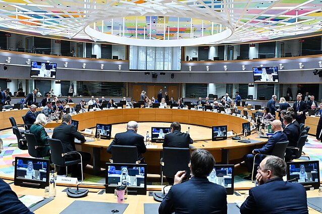 Krašto apsaugos ministras Robertas Kaunas Briuselyje ES gynybos ministrų susitikime aptarė gynybos parengties stiprinimą