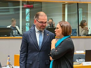 Krašto apsaugos ministras Robertas Kaunas Briuselyje ES gynybos ministrų susitikime aptarė gynybos parengties stiprinimą