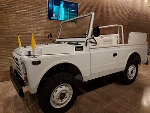 Papamobile, którym jeździł Jan Paweł II