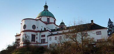 Bazylika św. Wawrzyńca i św. Zdzisławy Bazylika św. Wawrzyńca i św. Zdzisławy
