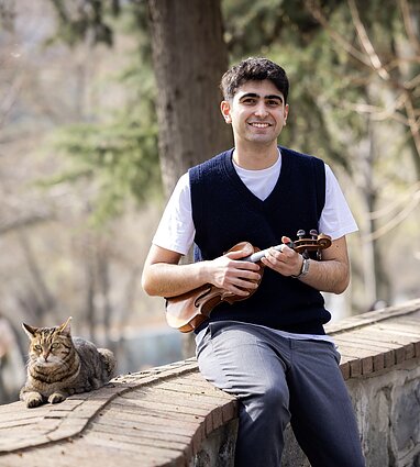 Emre Şeneris Emre Şeneris
