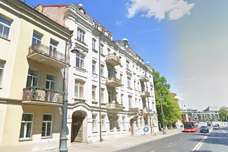 Namas T. Vrublevskio g., kuriame R. Žemaitaitis turi butą 