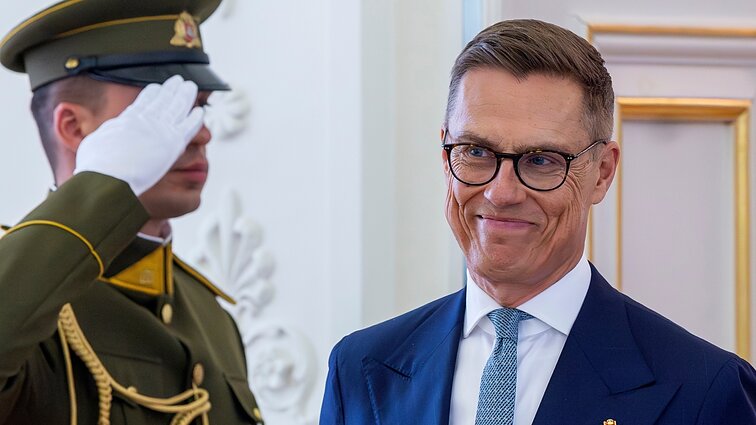 Dienos tema (su vertimu į gestų k.)