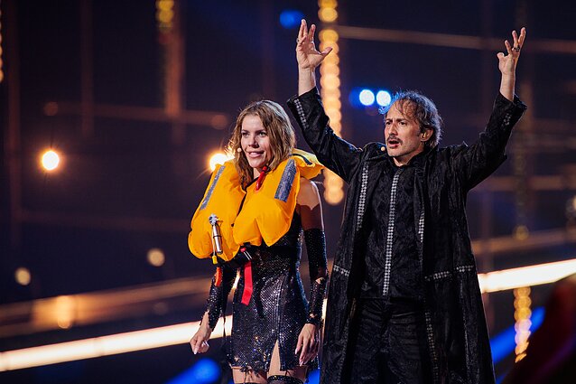 2026 m. „Eurovizijos“ antrasis pusfinalis, vakaro vedėjai Michaelis Ostrowskis ir Victoria Swarowski